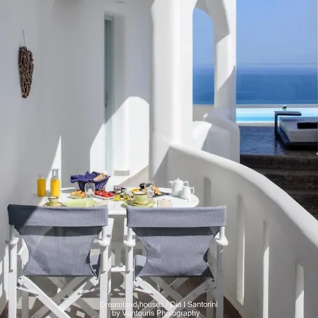 Dreamland ηouses Oia (Santorini)