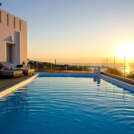 Dreamland ηouses Oia (Santorini)
