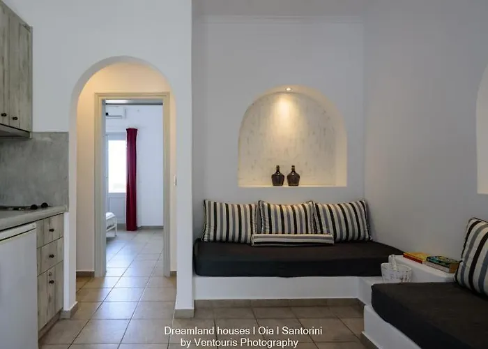 Dreamland ηouses Daire Oia