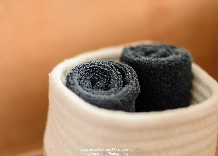 Dreamland ηouses Daire Oia